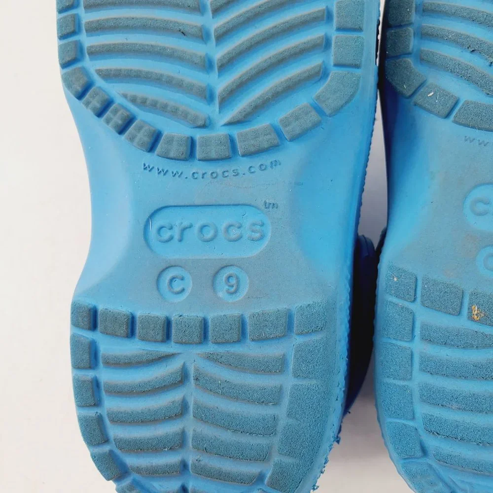 Crocs Boy's Blue Breathable Outdoor Adjustable Slip On Casual‎ Clogs Size 9
